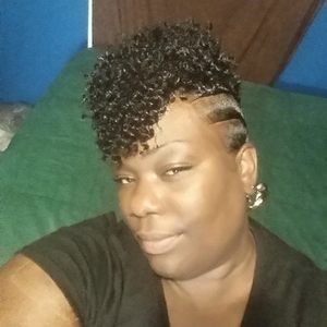 Meet your Posher, Shanequa